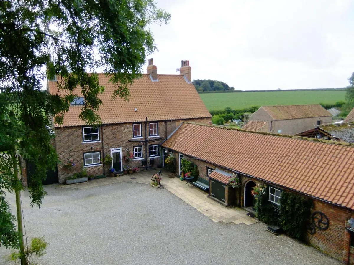 Dale Farm Holidays Villa Hunmanby Farm stay