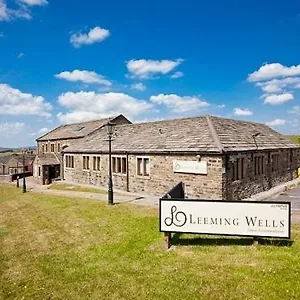 4* Guest house Leeming Wells